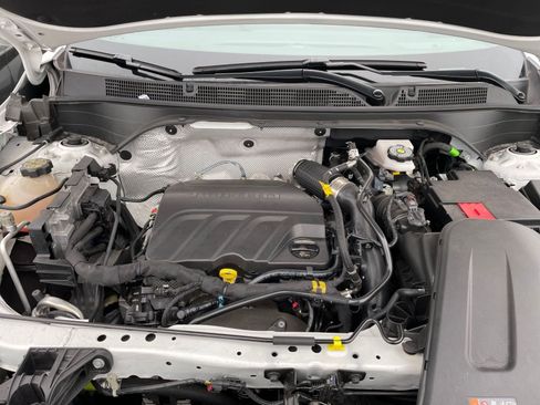 Used 2025 Buick Envista Sport Touring image 31