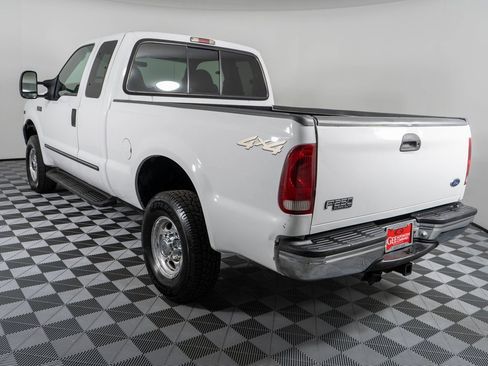 Used 2000 Ford F250 Lariat image 4