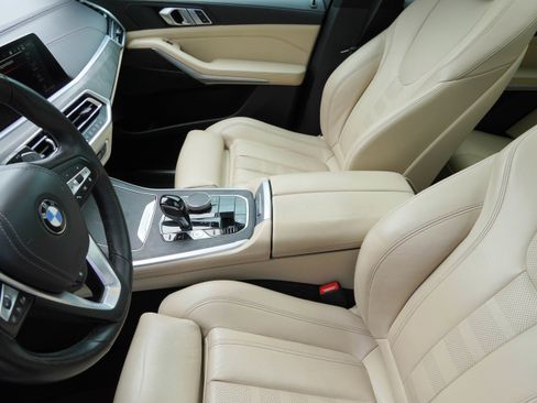 Used 2022 BMW X5 sDrive40i w/ Premium Package RWD image 12