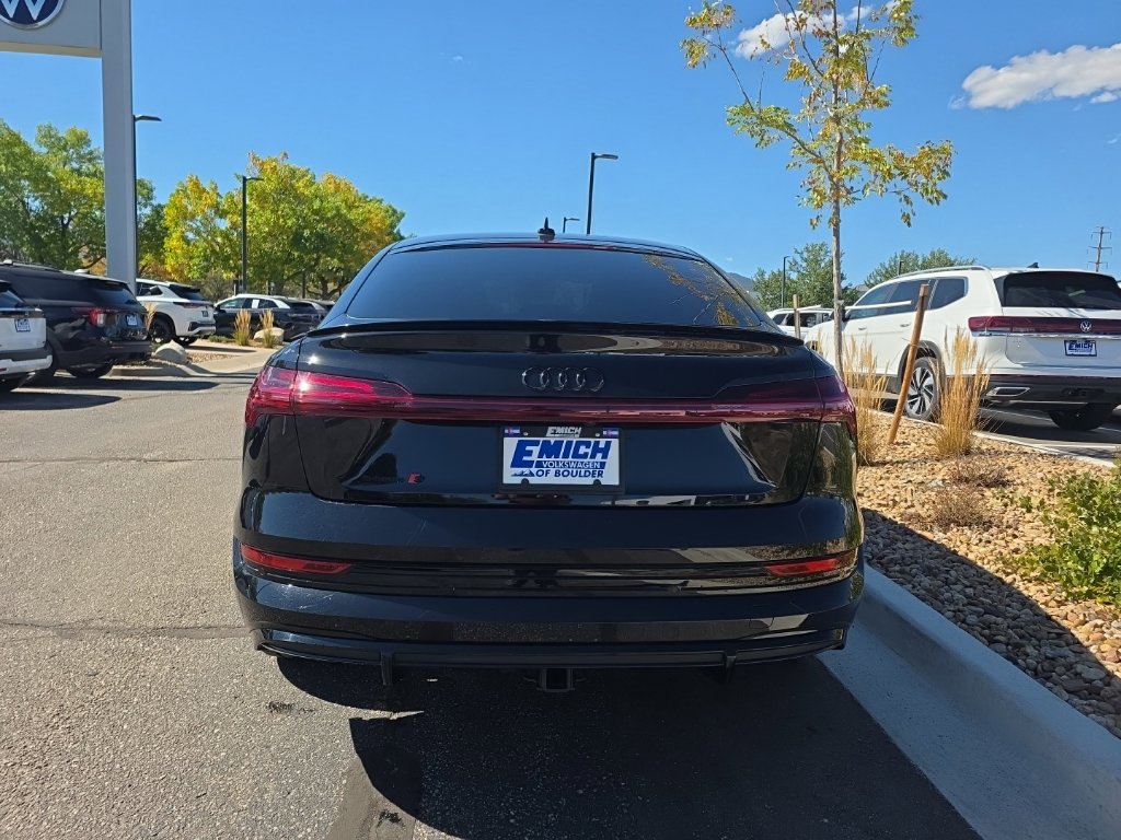 Used 2023 Audi e-tron S Prestige w/ Prestige Package AWD/4WD image 4