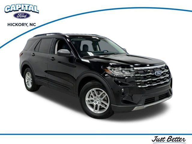 Used 2026 Ford Explorer Active w/ Active Comfort Package RWD image 1
