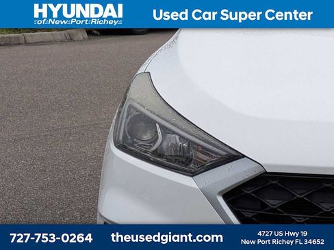 Certified 2021 Hyundai Tucson SEL w/ Cargo Package FWD image 9