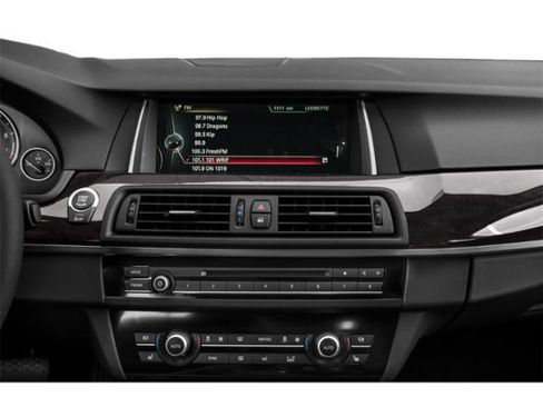 Used 2015 BMW 528i Sedan image 10