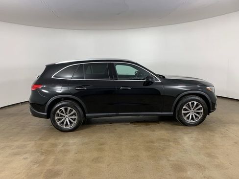 Used 2025 Mercedes-Benz GLC 300 4MATIC image 7