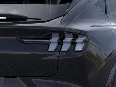 New 2025 Ford Mustang Mach-E Premium w/ Sport Appearance Package AWD/4WD image 21
