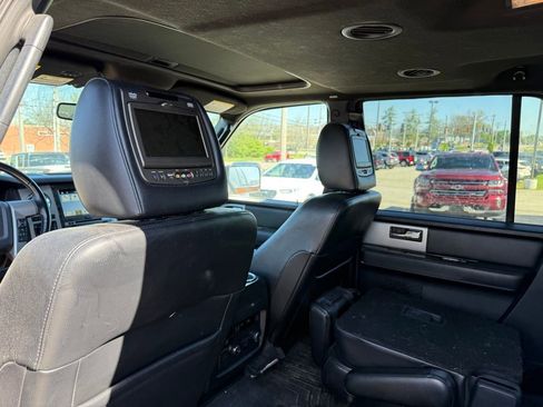 Used 2016 Ford Expedition EL Limited w/ Equipment Group 301A image 23