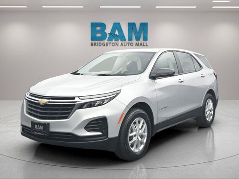 Certified 2022 Chevrolet Equinox LS AWD/4WD image 26
