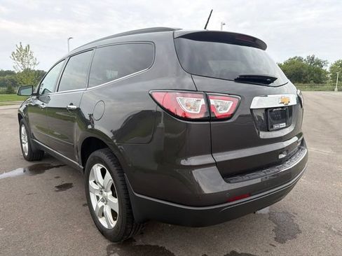 Used 2016 Chevrolet Traverse LT w/ Style and Technology Package FWD image 14