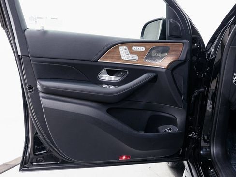 Certified 2026 Mercedes-Benz GLS 450 GLS 450 image 5