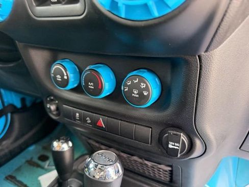 Used 2017 Jeep Wrangler Unlimited Sport w/ Quick Order Package 24S image 11