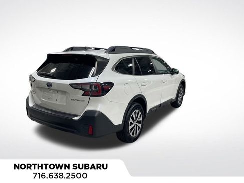 Used 2022 Subaru Outback Premium image 18