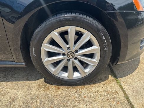 Used 2014 Volkswagen Passat 1.8T SE image 27