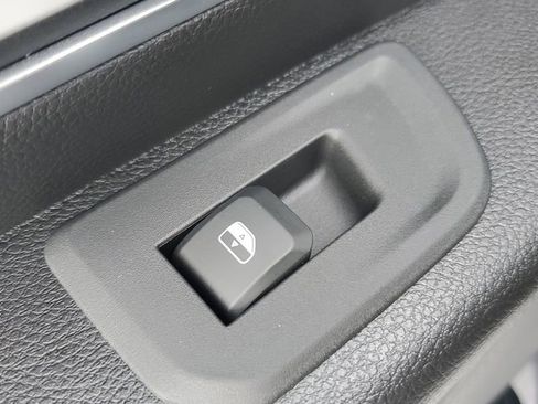 New 2026 RAM 1500 Big Horn w/ Night Edition image 17