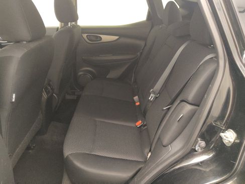Used 2020 Nissan Rogue Sport S FWD image 18