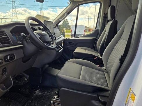 New 2026 Ford Transit 250 148 Medium Roof RWD image 11