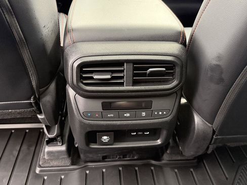 Certified 2025 Honda Pilot TrailSport image 34
