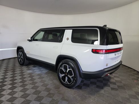 Used 2024 Rivian R1S Adventure AWD/4WD image 3