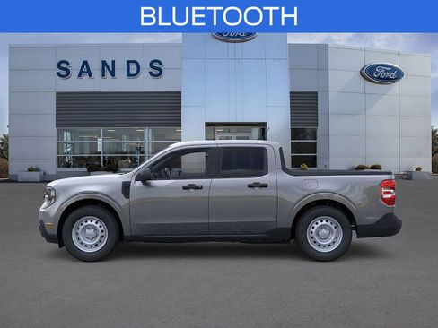 New 2025 Ford Maverick XL image 3