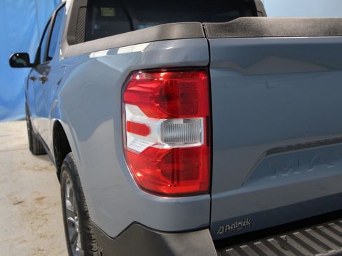 New 2025 Ford Maverick XLT w/ XLT Luxury Package image 32