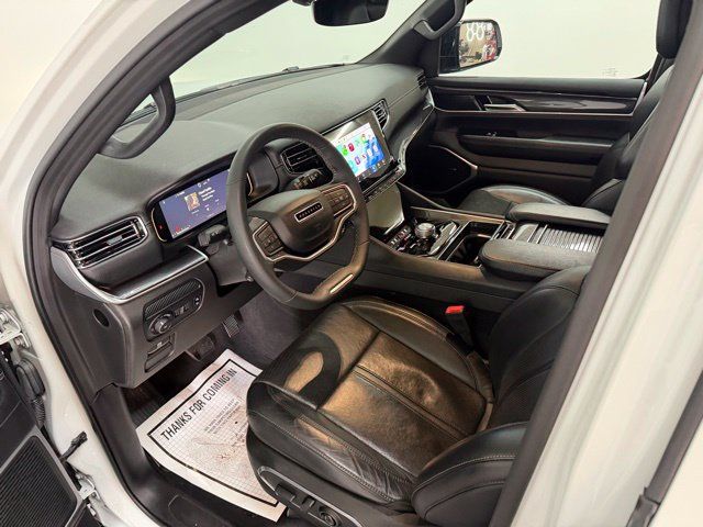 Used 2024 Jeep Wagoneer 4WD image 11