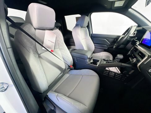 New 2026 Toyota Tacoma SR5 image 31