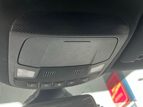 Used 2023 Ford Edge ST image 33