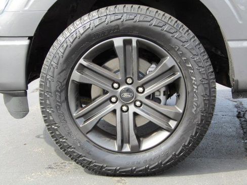 Used 2021 Ford F150 Lariat w/ Equipment Group 502A High image 11