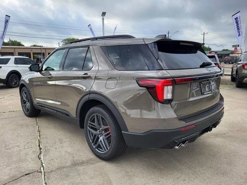 New 2026 Ford Explorer ST AWD/4WD image 16