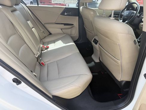 Used 2015 Honda Accord EX-L image 19