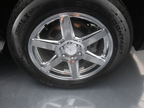 Used 2019 GMC Acadia SLT FWD image 19