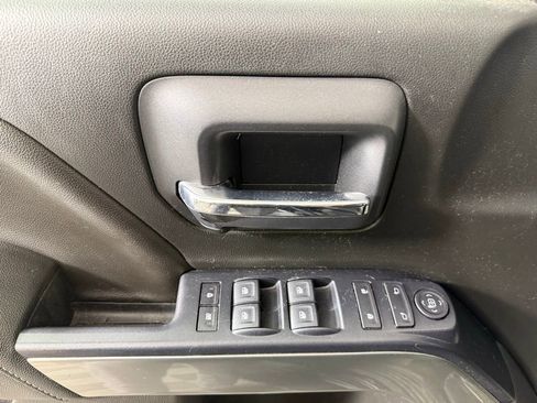 Used 2018 Chevrolet Silverado 1500 LT w/ All Star Edition image 12