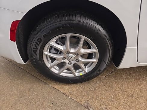 New 2026 Chrysler Pacifica Select image 22