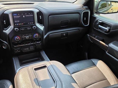 Used 2021 Chevrolet Silverado 1500 LT Trail Boss w/ Convenience Package II AWD/4WD image 20