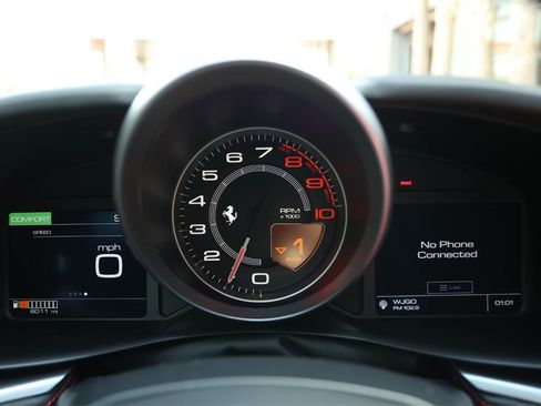 Certified 2018 Ferrari GTC4Lusso T image 31