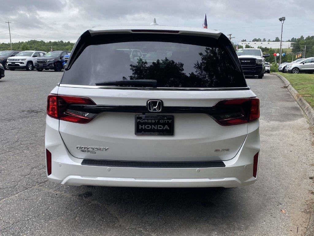New 2026 Honda Odyssey Elite image 4