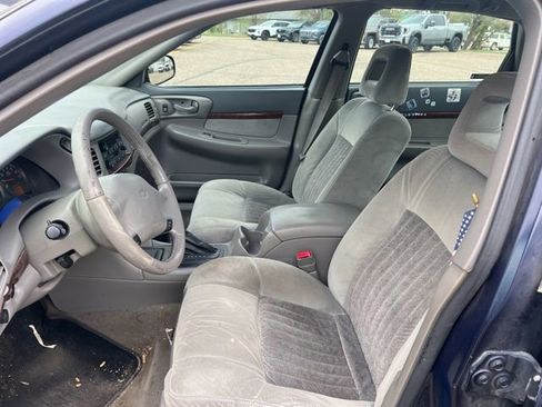 Used 2002 Chevrolet Impala LS FWD image 14