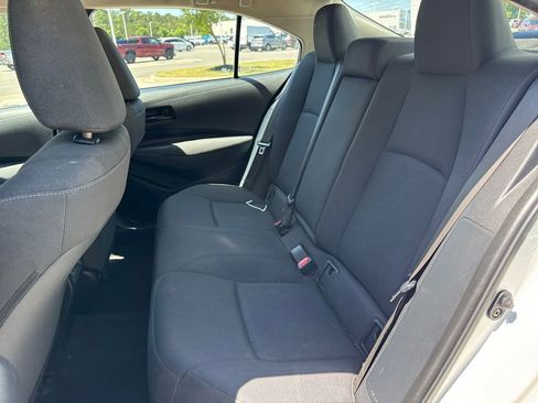 Used 2023 Toyota Corolla LE FWD image 31