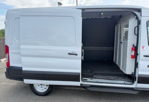 Used 2018 Ford Transit 150 148 Medium Roof RWD image 15