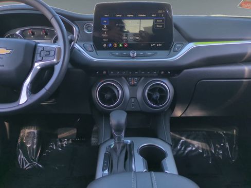 Used 2025 Chevrolet Blazer LT w/ Midnight/Sport Edition image 11