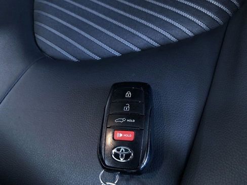 Certified 2025 Toyota Highlander XSE AWD/4WD image 32