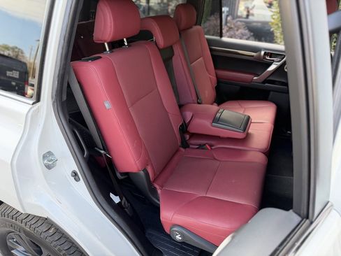 Used 2022 Lexus GX 460 Premium image 39