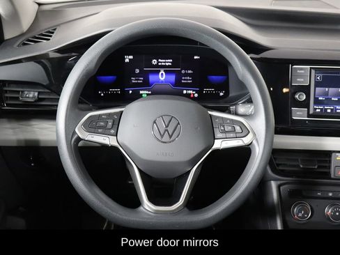 Used 2022 Volkswagen Taos S image 7