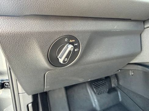 Certified 2025 Volkswagen Jetta S FWD image 16
