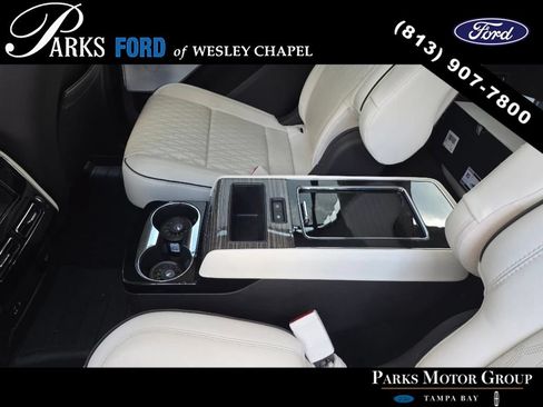 Used 2020 Lincoln Aviator Black Label w/ Dynamic Handling Package AWD/4WD image 14
