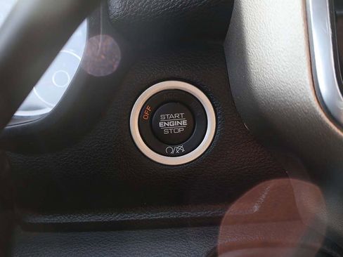 Used 2024 RAM 2500 Laramie image 36