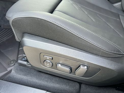 Used 2026 BMW X3 xDrive30 w/ Premium Package image 25