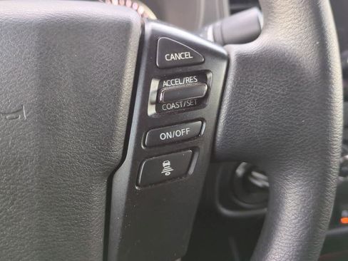 Used 2022 Nissan Frontier S w/ Technology Package image 23