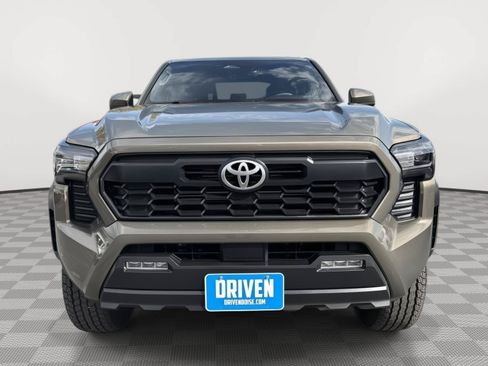 Used 2024 Toyota Tacoma TRD Off-Road AWD/4WD image 2