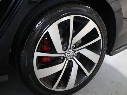 Used 2019 Volkswagen Jetta GLI FWD image 40
