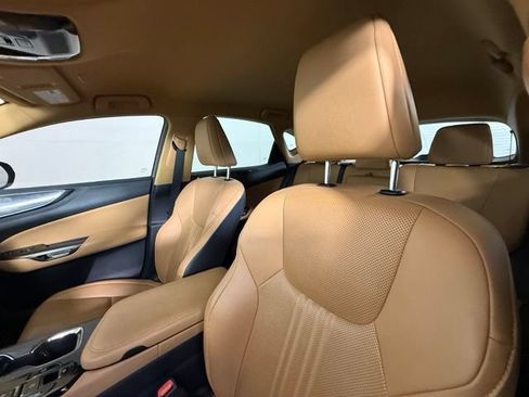 Used 2023 Lexus NX 250 FWD w/ Towing Package (2000 Lbs) image 5